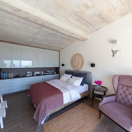 Mattson Villa